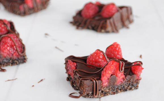 Raspberry Chocolate Truffle Squares | Natrel