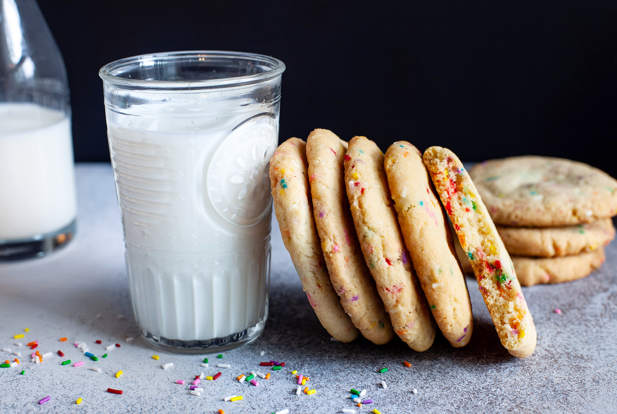 Festive Cookies with Colourful Confetti | Natrel