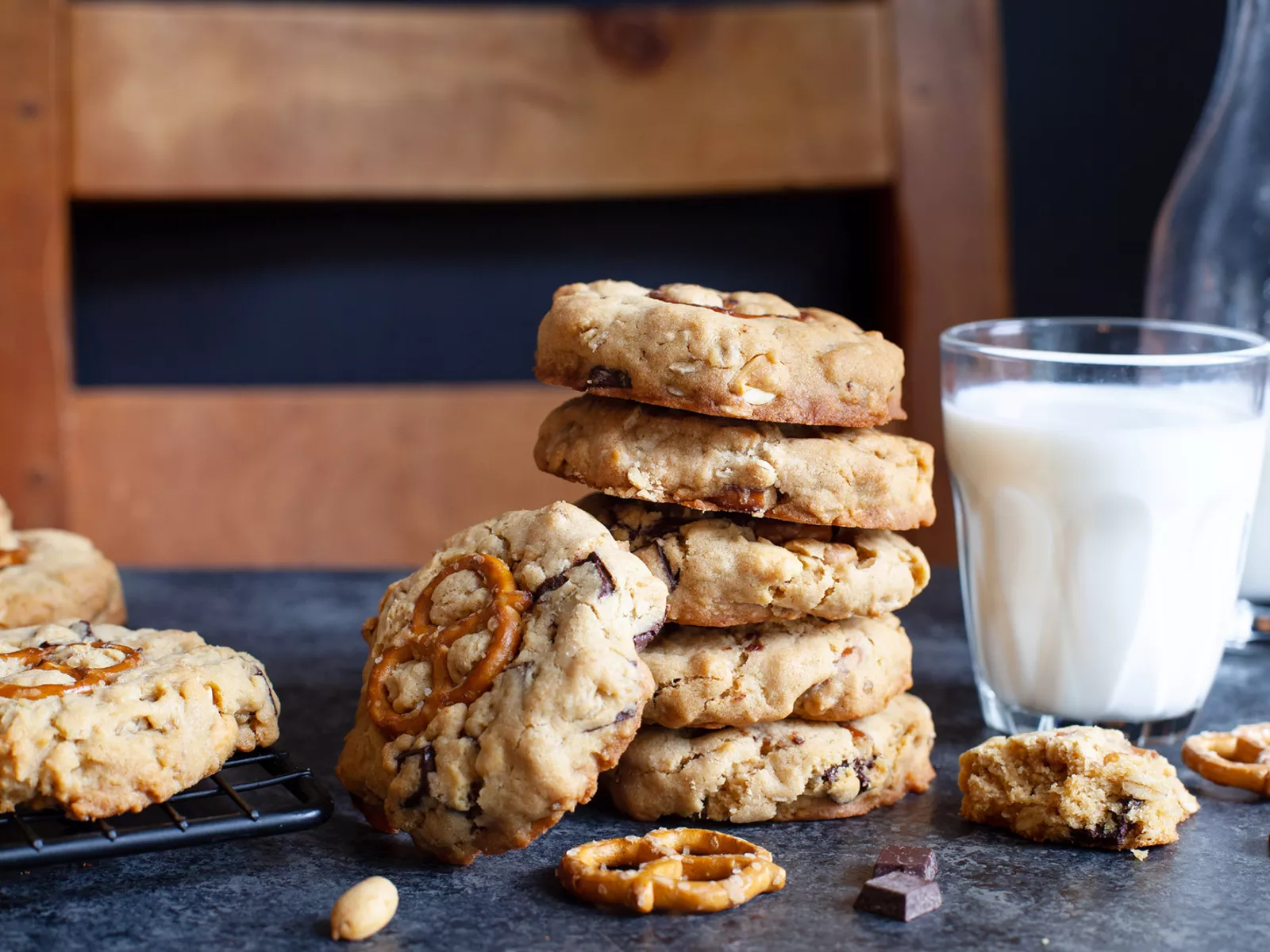 Peanut Butter and Pretzel Cookies