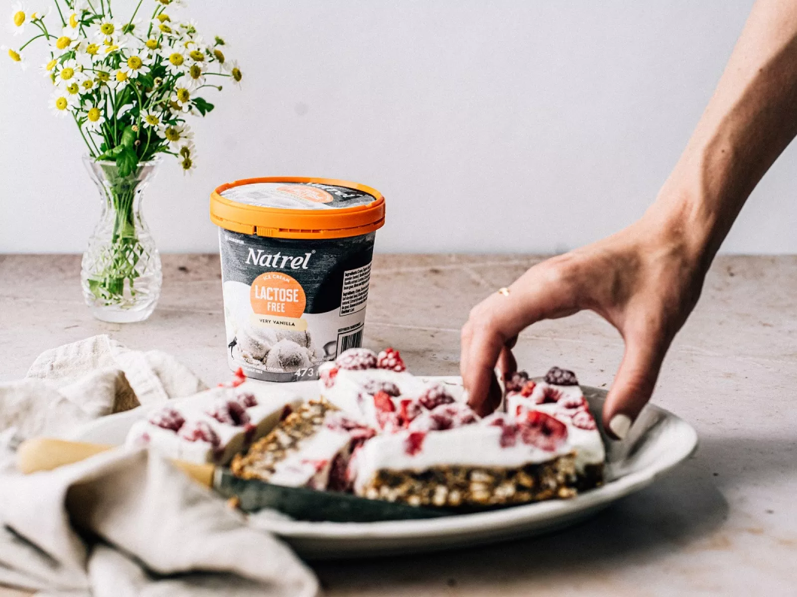 Breakfast Cereal Bars with Lactose Free Vanilla Ice Cream & Raspberry 